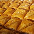 Baklava tradycyjna premium z orzechami 8 kawałków 220-240g