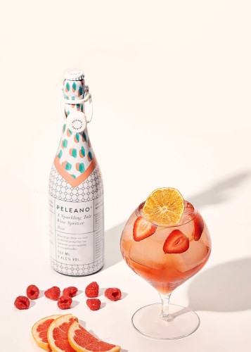 Greckie wino musujące Peleano Spritzer Rose 6% Alc 750ml – zdjęcie 2