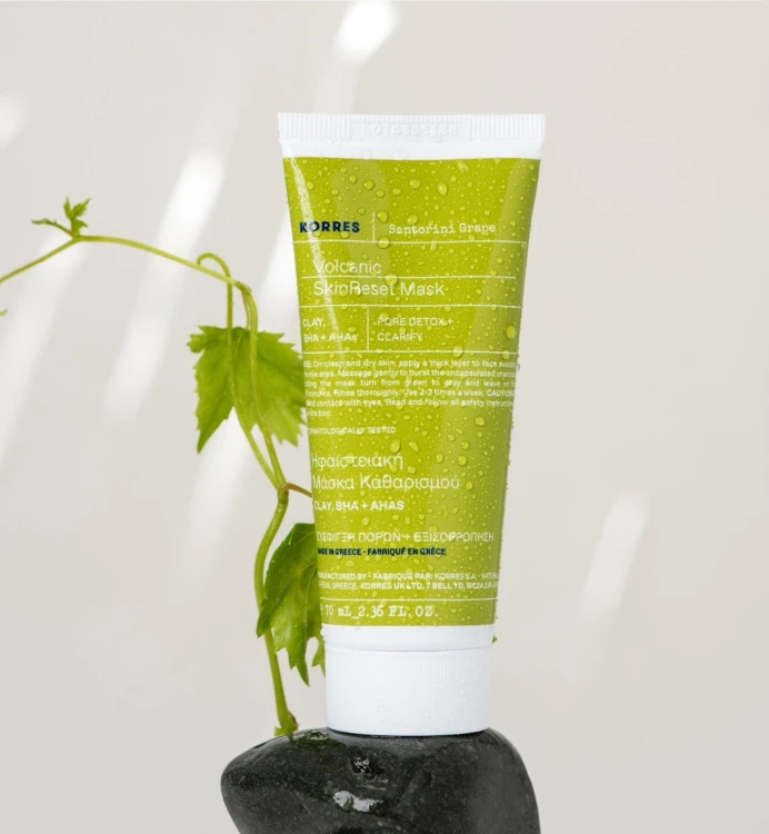 korres-santorini-grape-maska-do-twarzy-volcanic-skinreset-70-ml-4